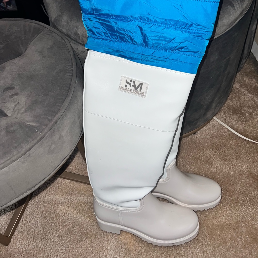 Size 8 in women’s